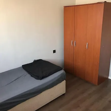 Ulasim Kolayligi Saglayan, Kiralik Apartment *